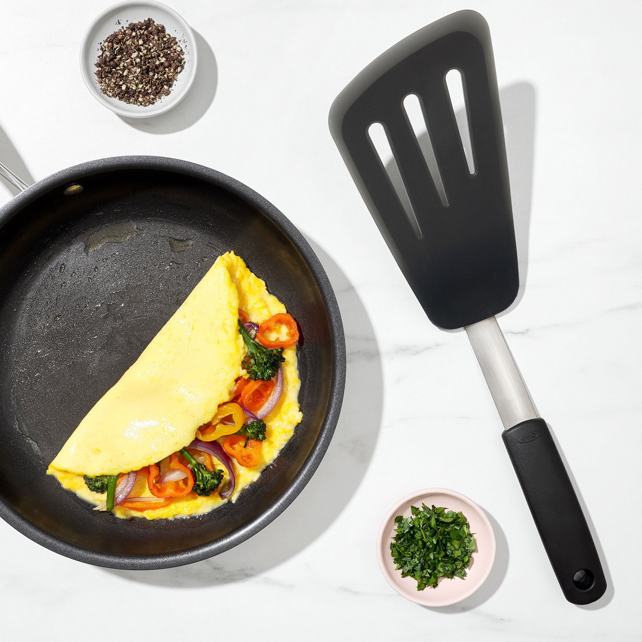 Oxo GG Silicone Flexible Omelet Turner-4