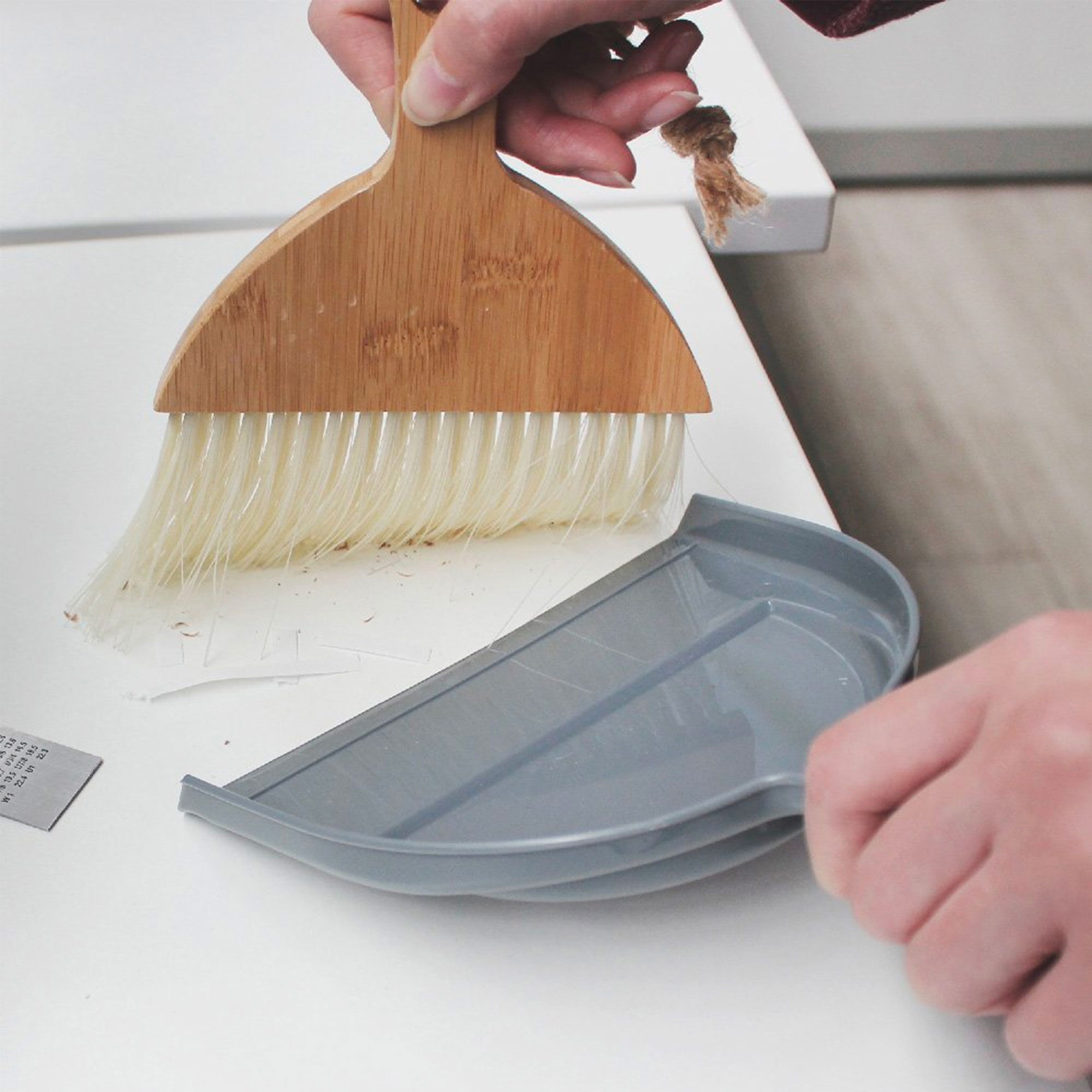 White Majic Eco Basics Mini Dustpan + Brush-3