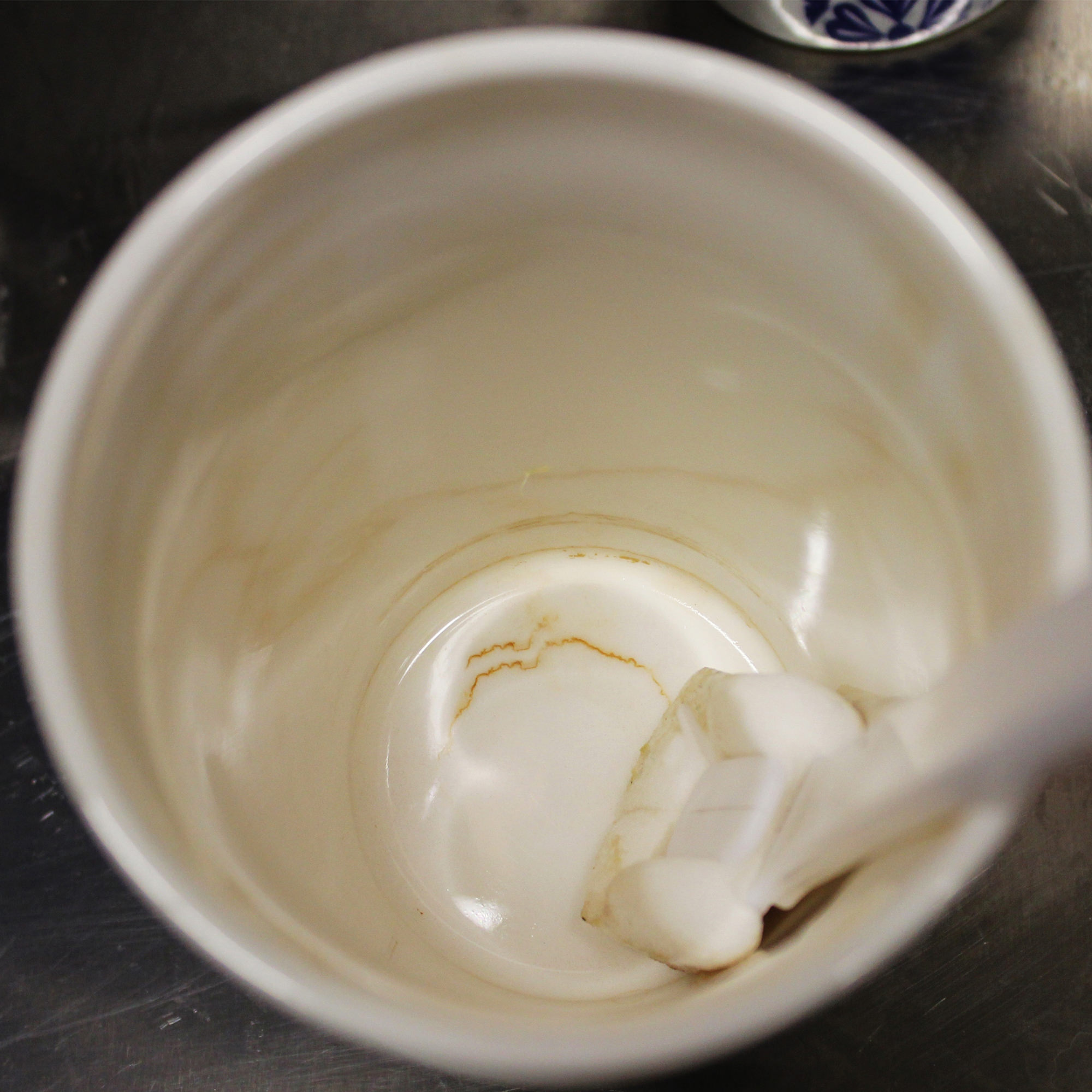 WHITE MAGIC CUP AND MUG CLEANER-4