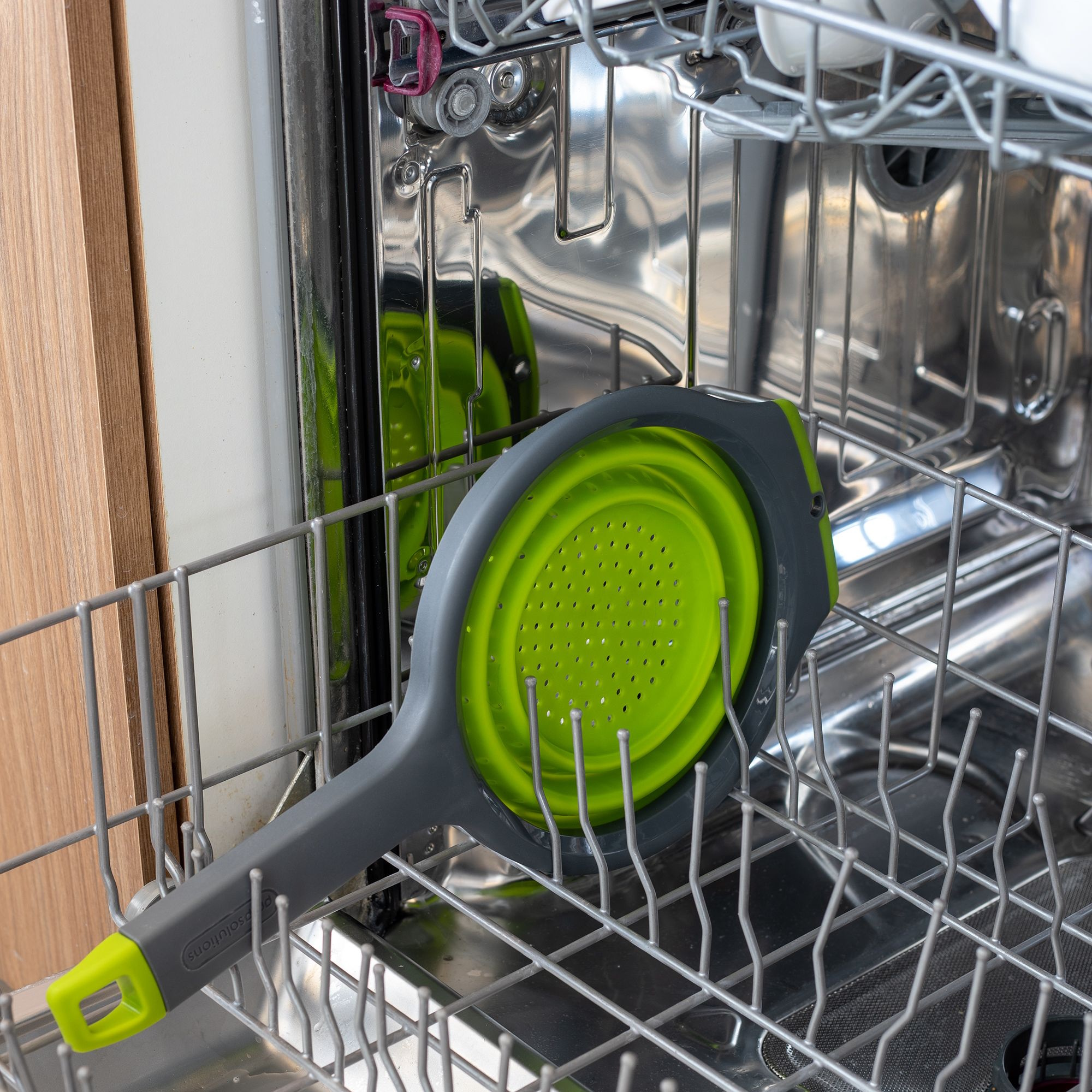 Progressive ThinStore Collapsible Over-the-Sink Hand Strainer - 1.4 litre-4