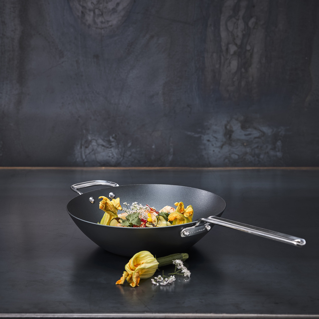 Scanpan Black Iron Carbon Steel Wok 30cm-3