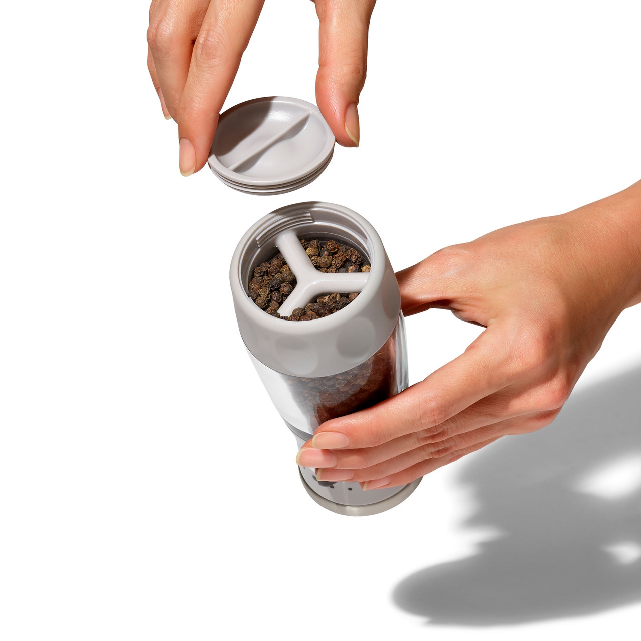 OXO Good Grips Contoured Mess-Free Pepper Grinder-3